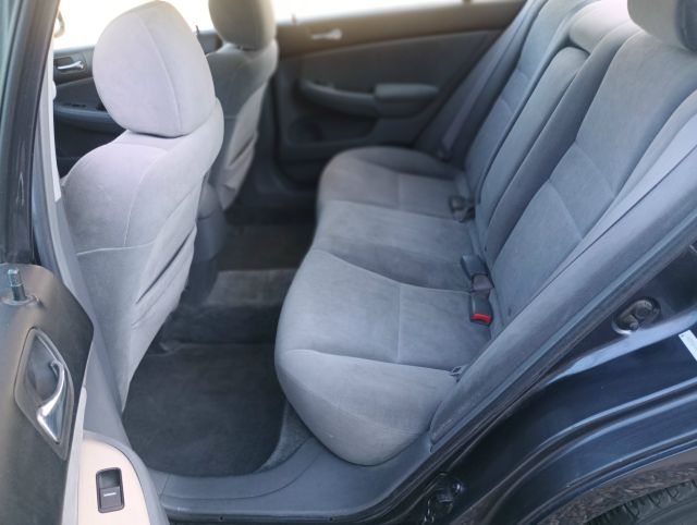 2004 ACCORD EX (27).jpg